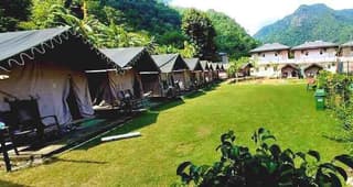 Riverside Camping