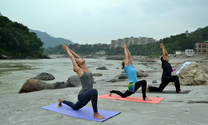 activities/yoga/yoga-01.png